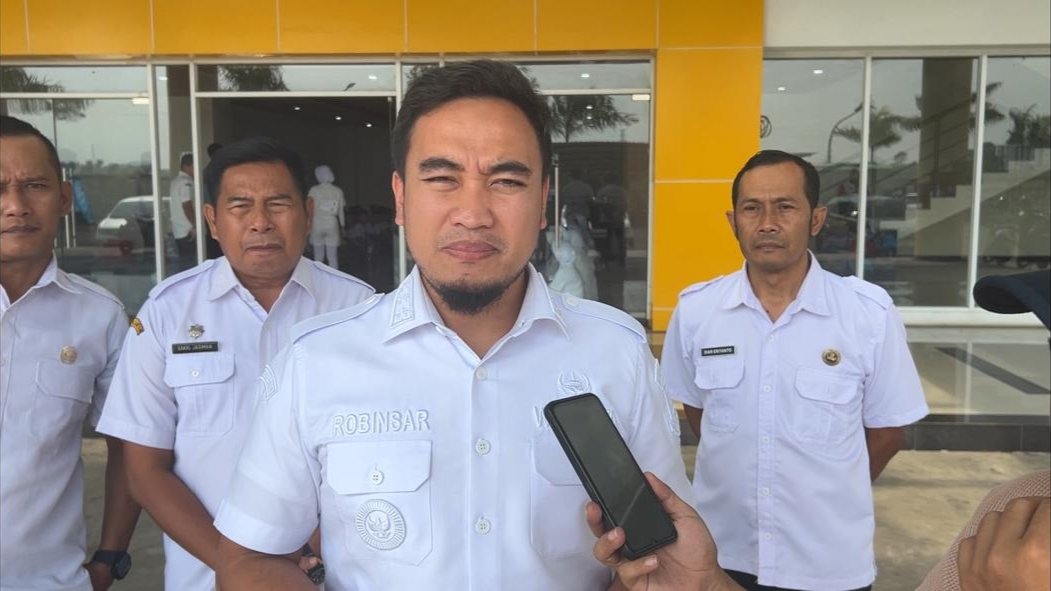 Jelang POPDA XII Banten 2026, Wali Kota Cilegon Robinsar Cek Kesiapan Stadion Seruni